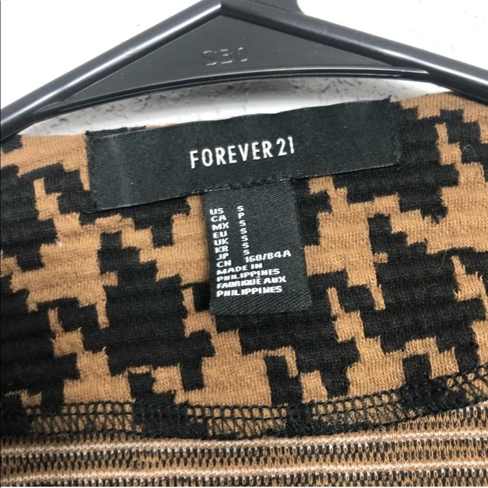 Forever 21 Black and Brown Houndstooth Open Cardigan - Picture 4 of 5